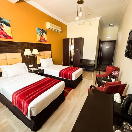 Fortune Hotel Deira Dubaj Kültér fotó